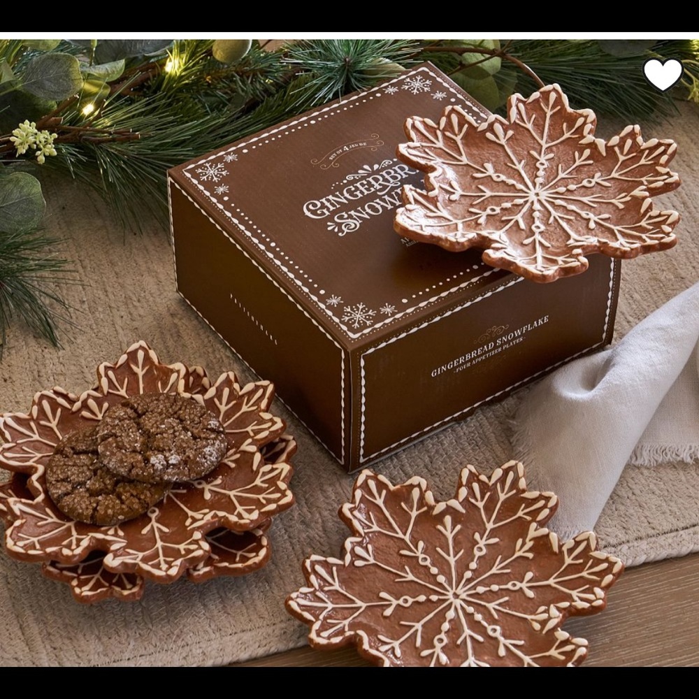 Pottery Barn Gingerbread plates (set of 4)
